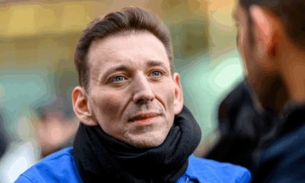 Former Liberal Comedian Calls for Action Against Media-Induced Demoralization and Mental Health Challenges Among Americans
