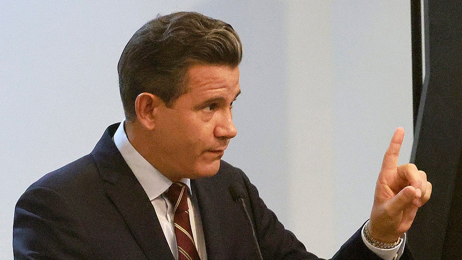 Florida Democrat Declares Independence, Citing the Death of the Democratic Party in the Sunshine State