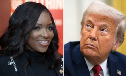 Trump Ridicules Democrats’ Potential Leaders: Jasmine Crockett and Bernie Sanders