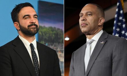 Hakeem Jeffries Urges NYC Candidate Mamdani to Clarify Stance on ‘Globalize the Intifada’